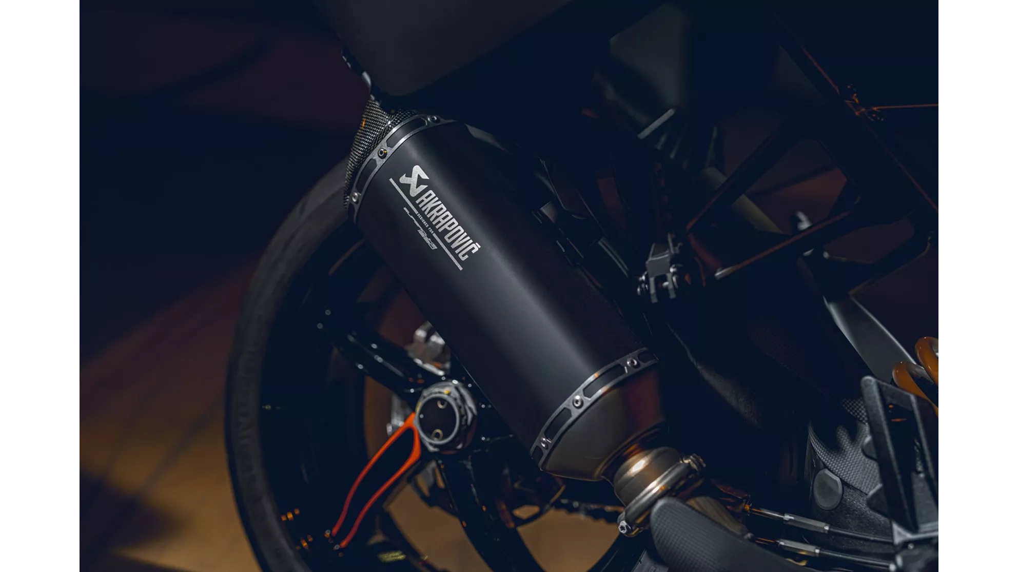 KTM 1290 Super Duke GT - Image 5 KTM 1290 Super Duke GT - Image 5