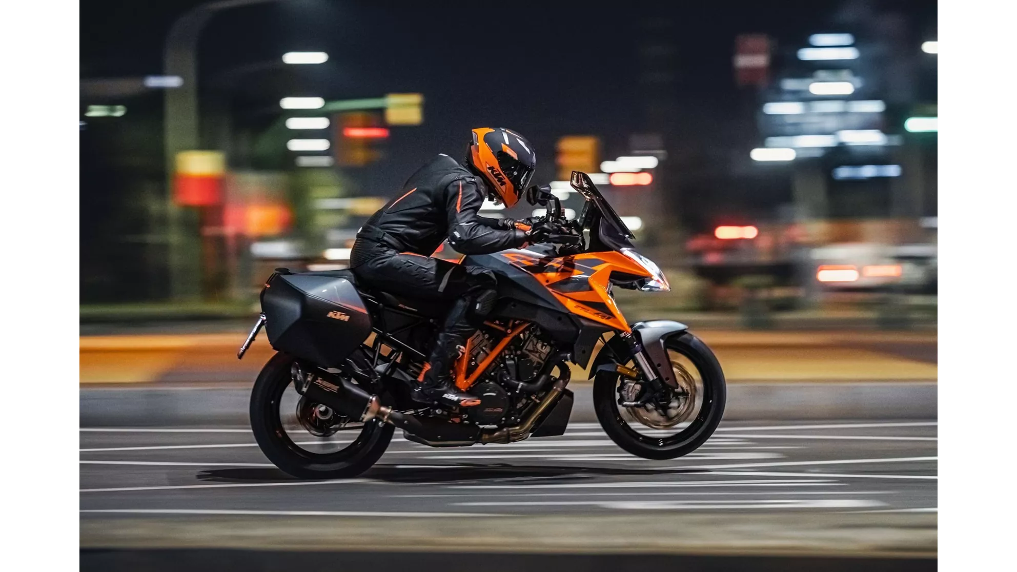 KTM 1290 Super Duke GT - Image 13 KTM 1290 Super Duke GT - Image 13
