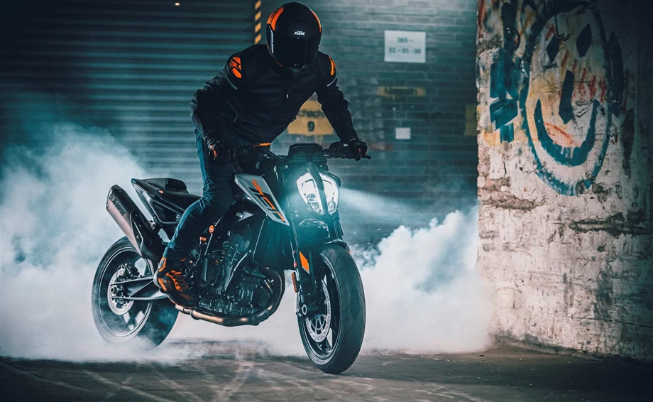 KTM 790 Duke Bild 2: KTM 790 Duke
