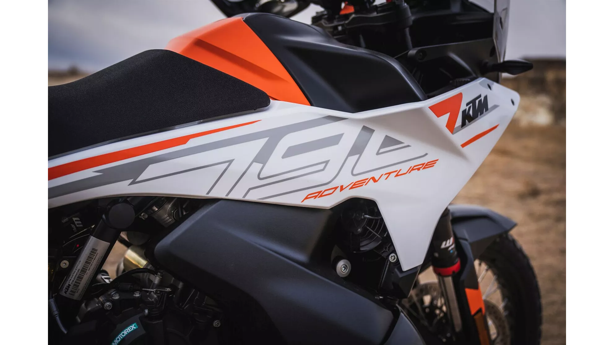 KTM 790 Adventure - Image 7 KTM 790 Adventure - Image 7