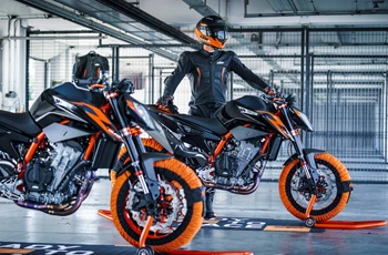 KTM 890 Duke R 2023 - Bild 5 KTM 890 Duke R 2023 - Bild 5