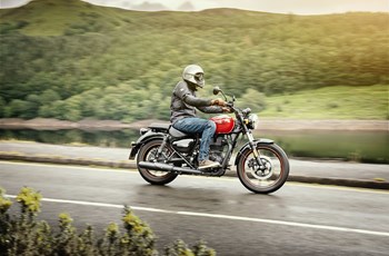 Royal Enfield Meteor 350 Fireball 2023 - Bild 6 Royal Enfield Meteor 350 Fireball 2023 - Bild 6