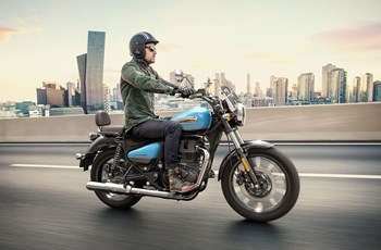 Royal Enfield Meteor 350 Supernova 2023 - Bild 5 Royal Enfield Meteor 350 Supernova 2023 - Bild 5