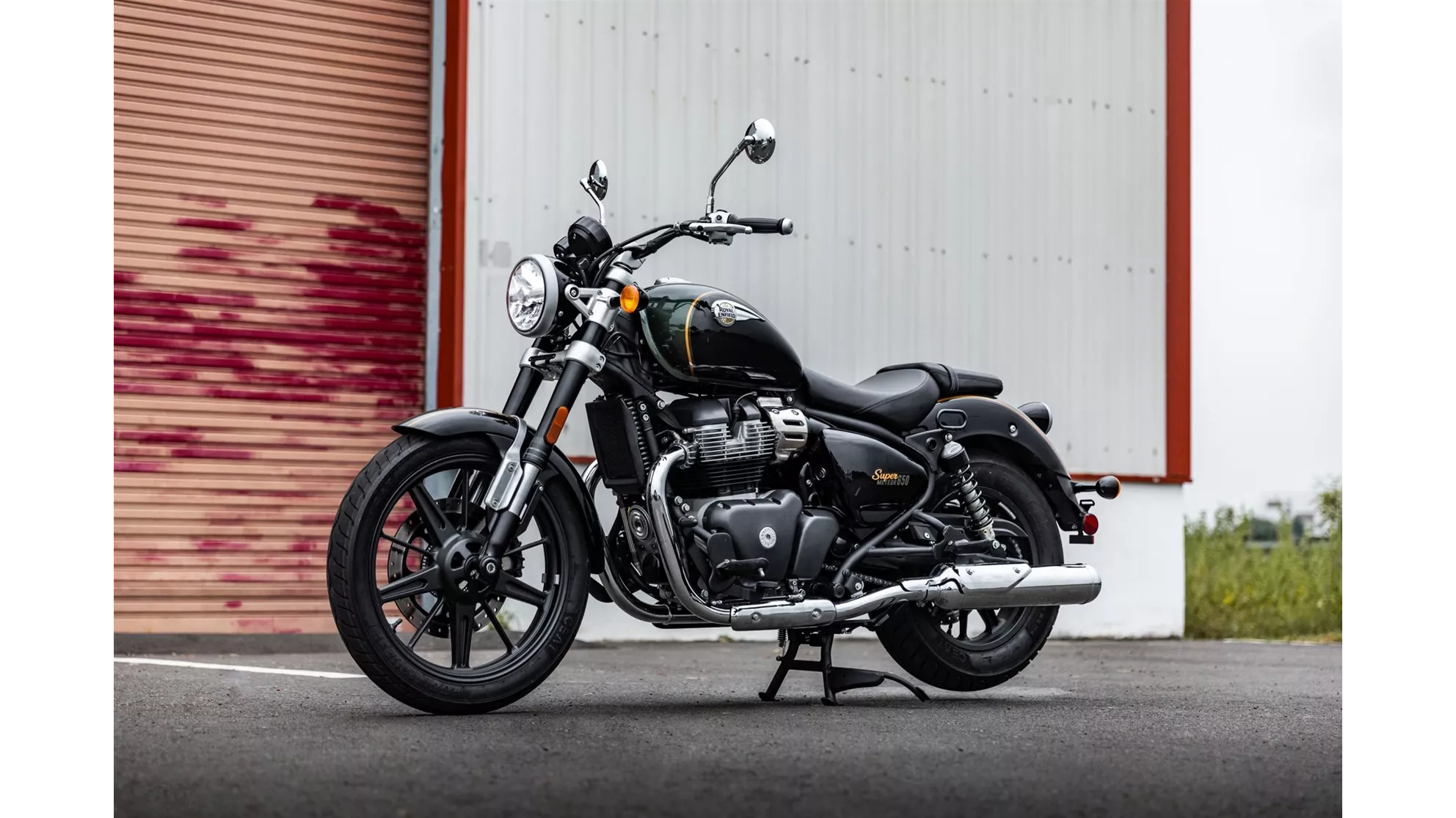 Royal Enfield Super Meteor 650 - Image 1 Royal Enfield Super Meteor 650 - Image 1