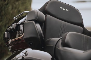 Harley-Davidson CVO Road Glide Limited Anniversary 2023 - Bild 6