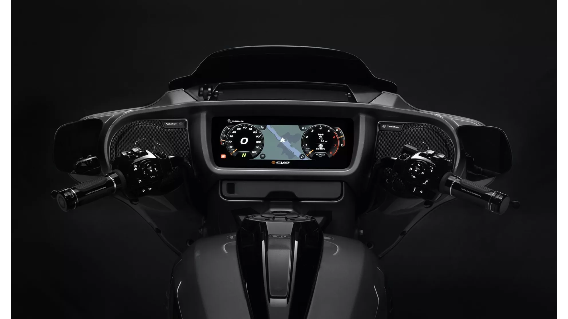 Harley-Davidson CVO Street Glide FLHXSE - Image 3 Harley-Davidson CVO Street Glide FLHXSE - Image 3