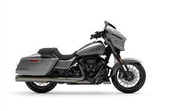 Harley-Davidson CVO Street Glide FLHXSE 2023 - Bild 2 Harley-Davidson CVO Street Glide FLHXSE 2023 - Bild 2