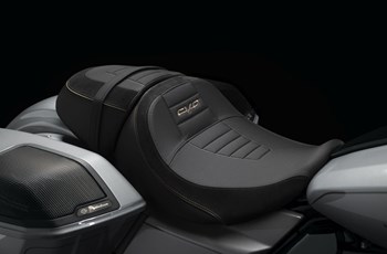 Harley-Davidson CVO Road Glide FLTRXSE 2023 - Bild 8
