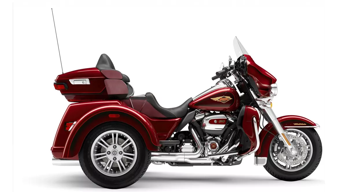 Harley-Davidson Tri Glide Ultra FLHTCUTG 2023