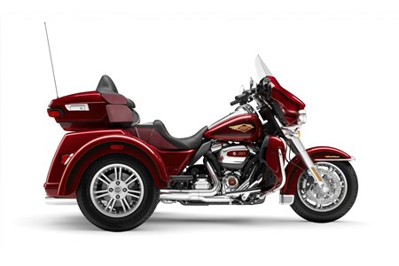 Harley-Davidson Tri Glide Ultra FLHTCUTG 2023