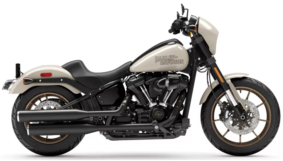 Low Rider 944 Harley-Davidson Sportster S 2026 vs Harley-Davidson Low Rider S FXLRS 2023