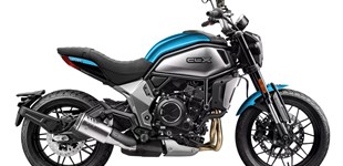 CFMOTO 700CL-X 2023 vs Yamaha XSR700 XTribute 2019