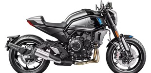 CFMOTO 650 GT 2022 vs CFMOTO 700CL-X Sport 2023