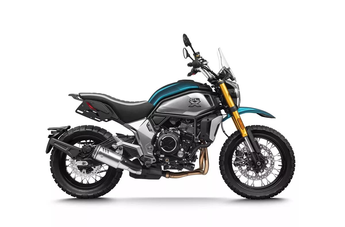 CFMOTO 700CL-X Adventure CFMOTO 700CL-X Adventure