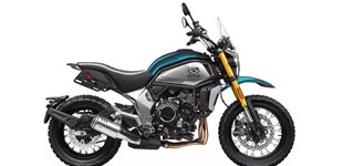 CFMOTO 700 CL-X Adventure 2023 vs Honda XL750 Transalp 2023