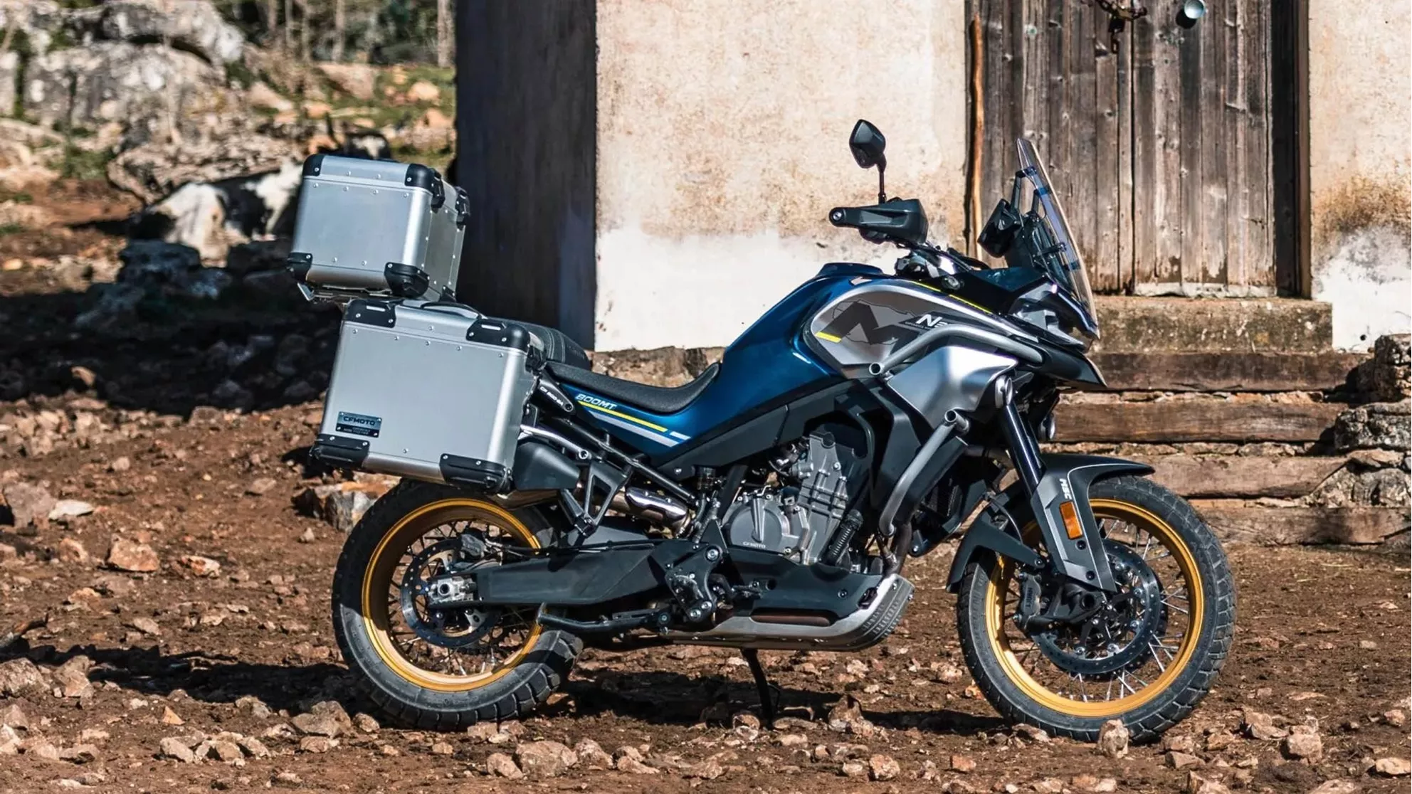 CFMOTO 800MT Touring - Image 2 CFMOTO 800MT Touring - Image 2