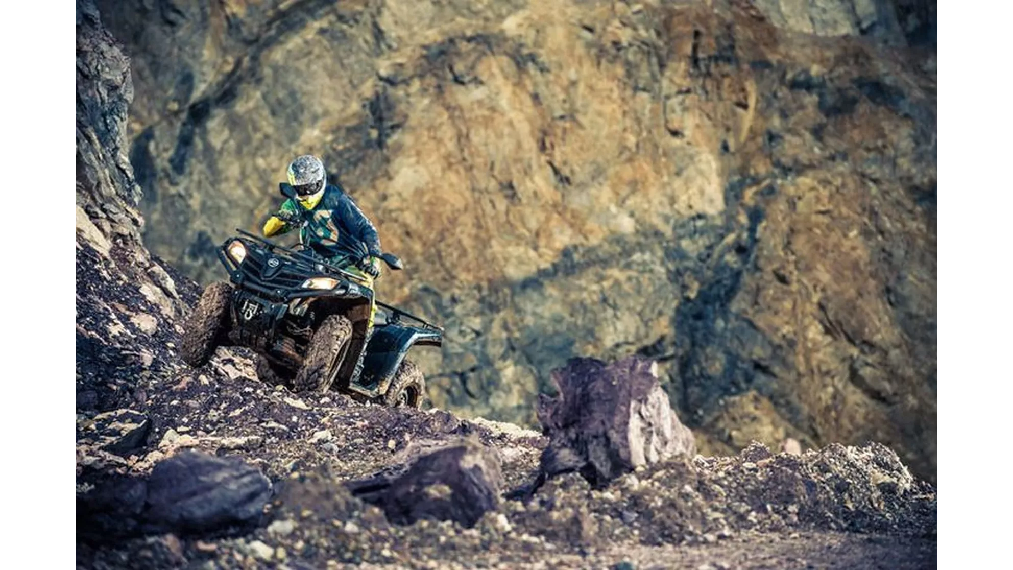 CFMOTO CForce 450 EFI 4x4 S One - Image 1 CFMOTO CForce 450 EFI 4x4 S One - Image 1