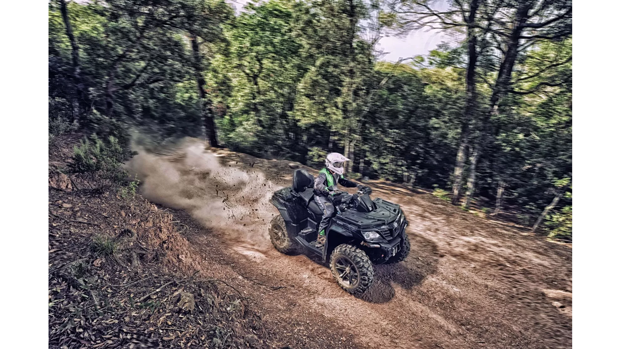 CFMOTO CFORCE 850 L DLX EPS - Image 2 CFMOTO CFORCE 850 L DLX EPS - Image 2