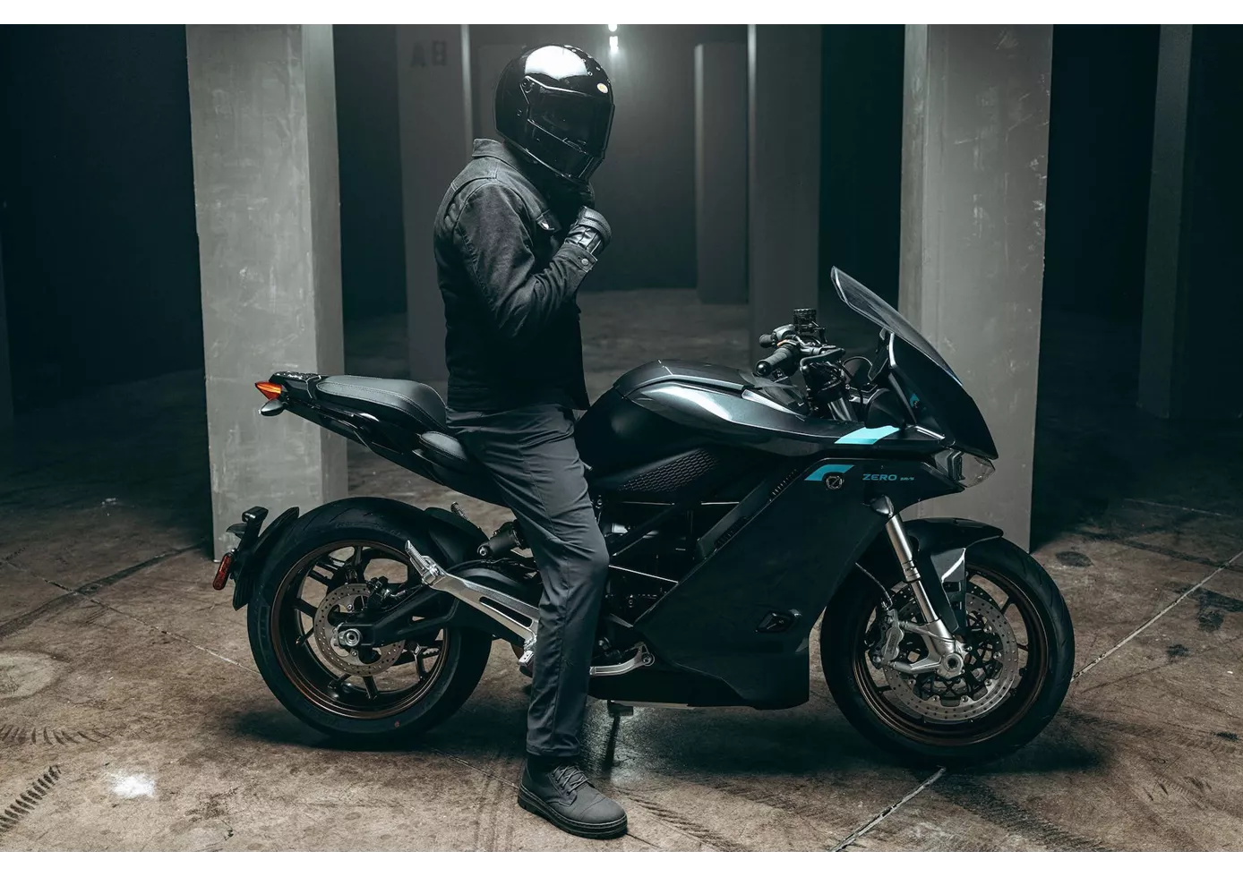 Zero SR/S 2023 Zero SR/S 2023