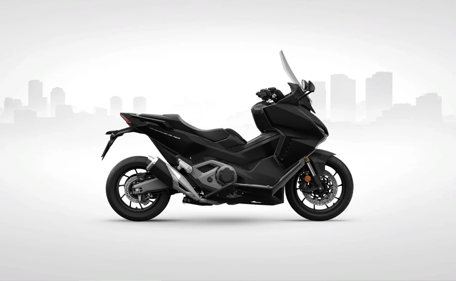 Honda Forza 750 Bild 6: Honda Forza 750