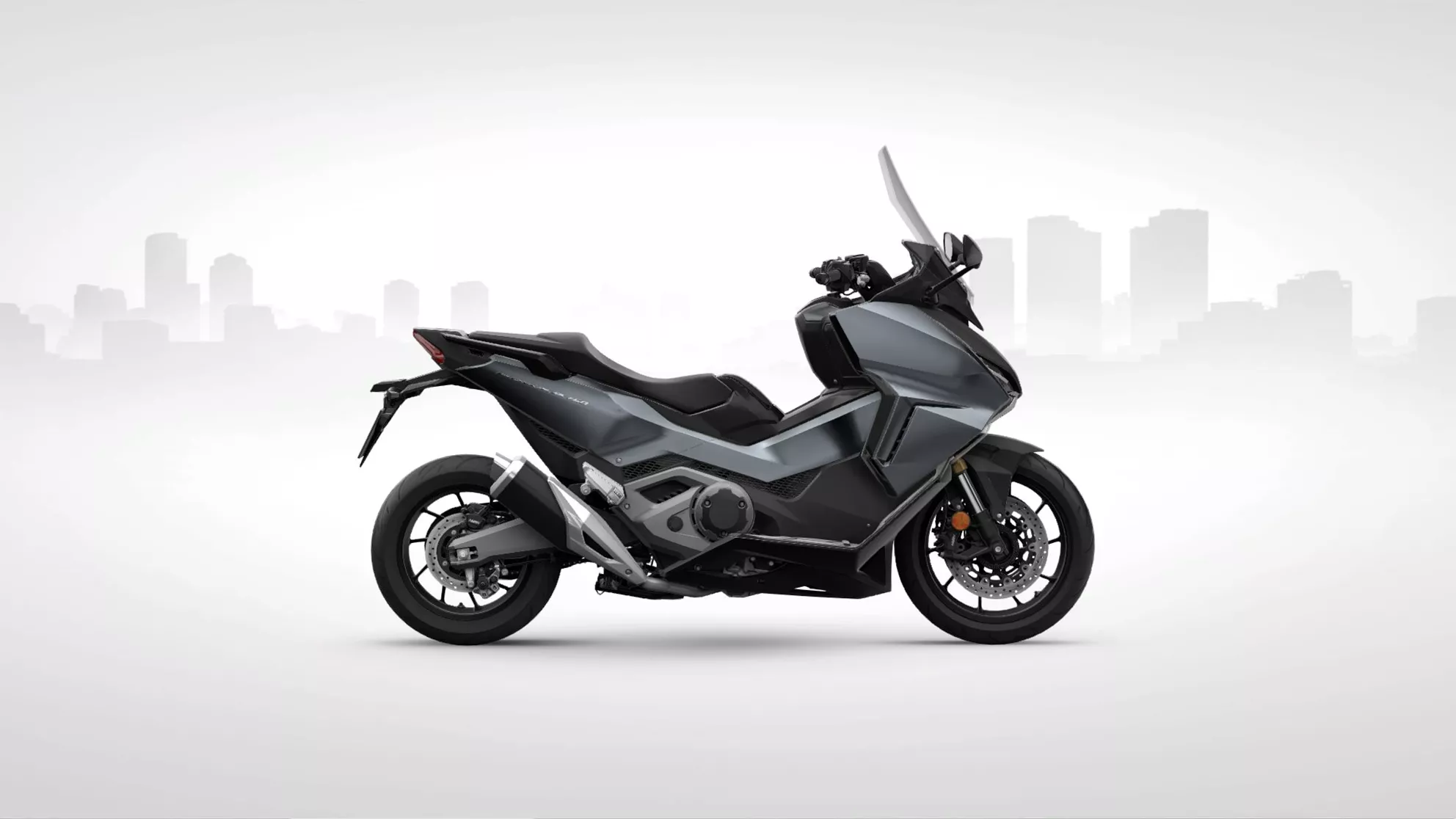 Honda Forza 750 - Image 5 Honda Forza 750 - Image 5