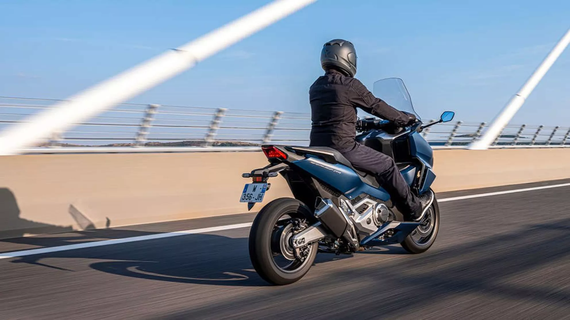 Honda Forza 750 - Image 8 Honda Forza 750 - Image 8
