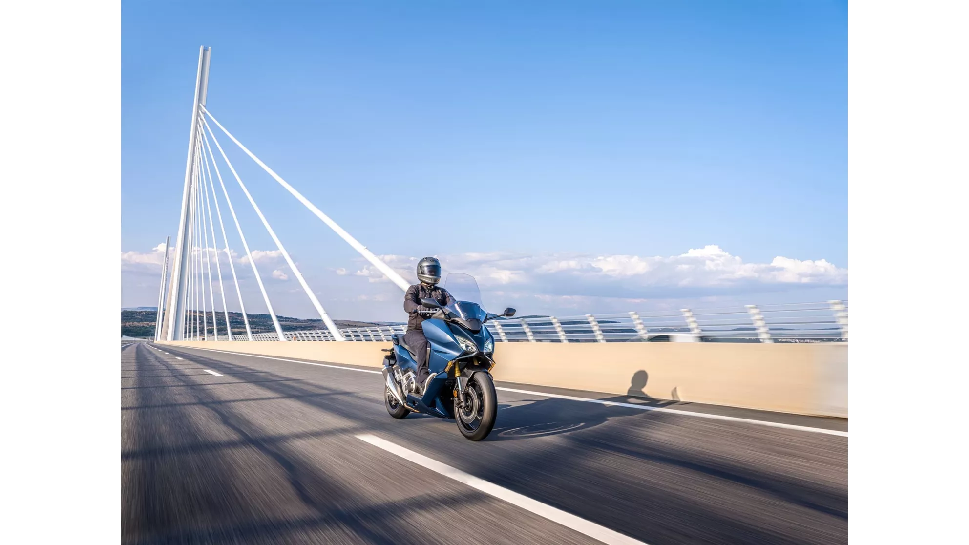 Honda Forza 750 - Image 13 Honda Forza 750 - Image 13