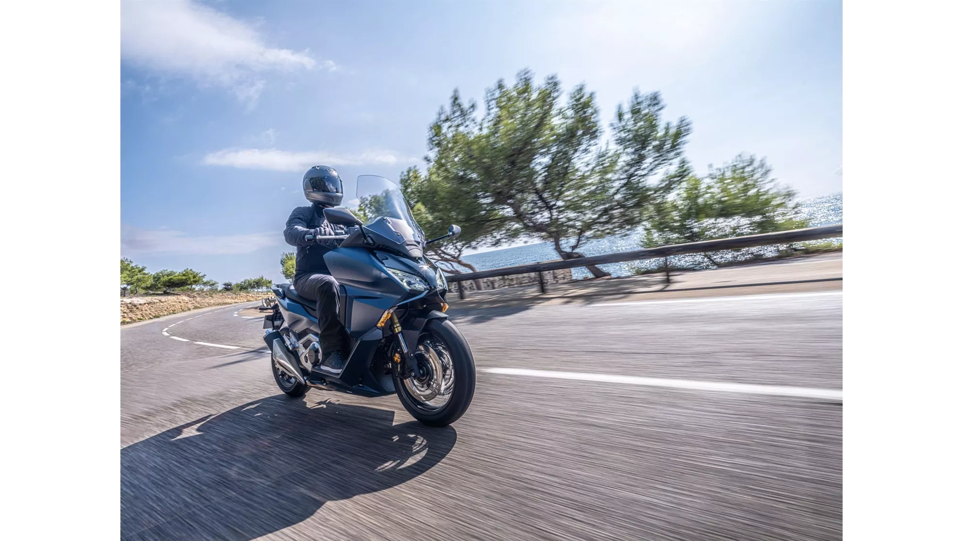 Honda Forza 750 - Image 16 Honda Forza 750 - Image 16
