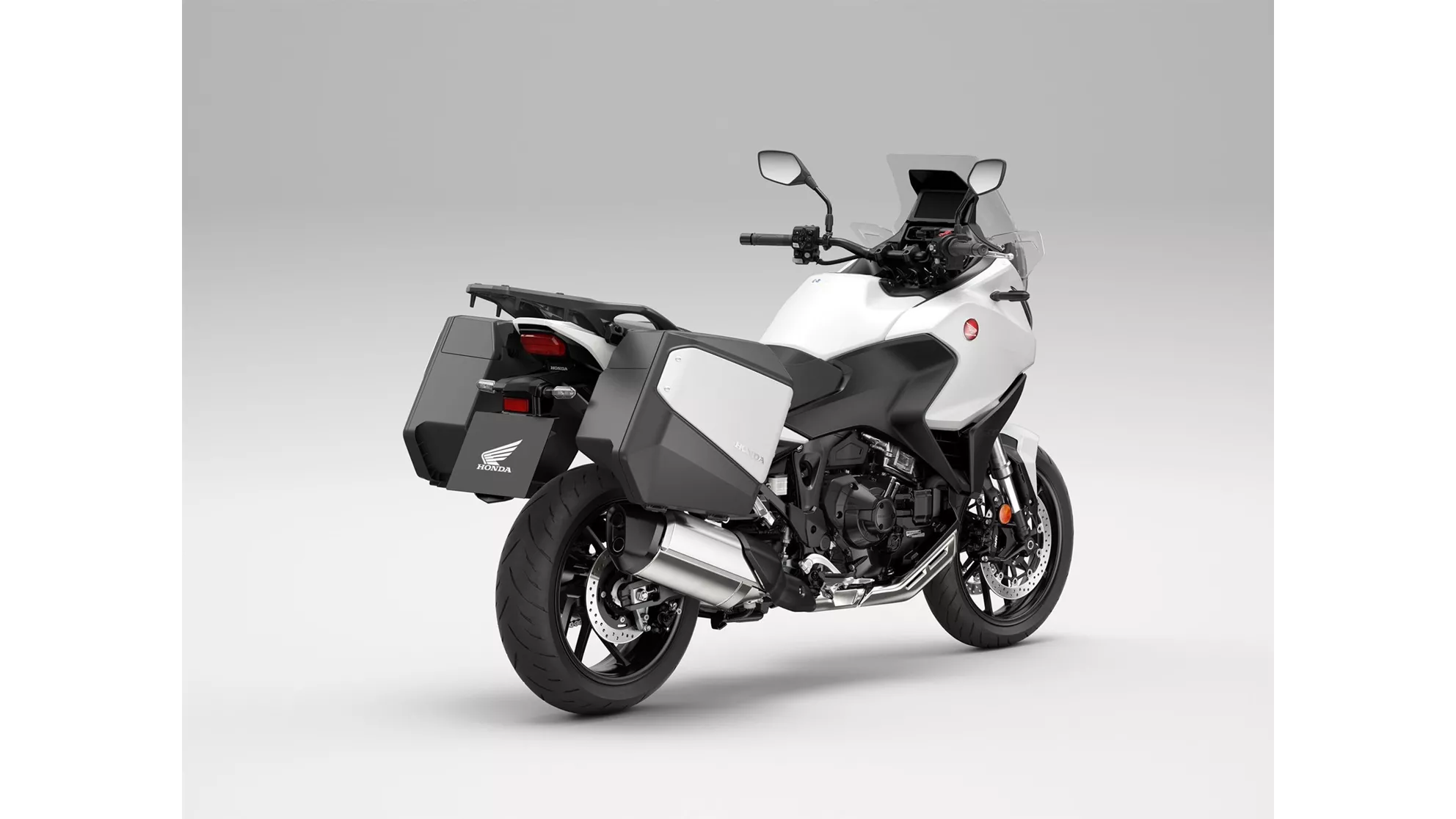Honda NT1100 DCT - Image 4 Honda NT1100 DCT - Image 4