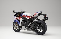 Honda Fireblade 30th Anniversary 2023 - Bild 8