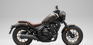 Honda CMX500 Rebel S 2023 vs BMW K 1200 LT 2009