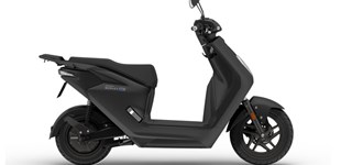 Piaggio Liberty 125 S 2023 vs Honda EM1 e 2023