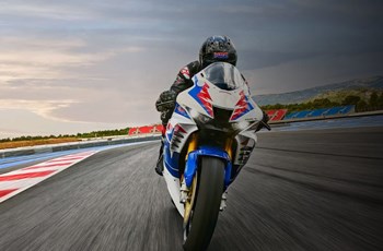 Honda CBR1000RR-R Fireblade SP 30th Anniversary 2023 - Bild 7 Honda CBR1000RR-R Fireblade SP 30th Anniversary 2023 - Bild 7