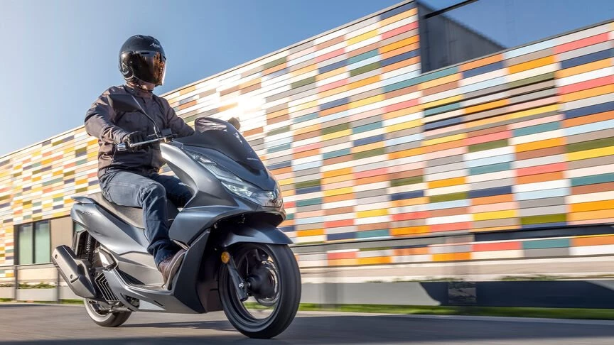 Honda PCX125 Bild 7: Honda PCX125