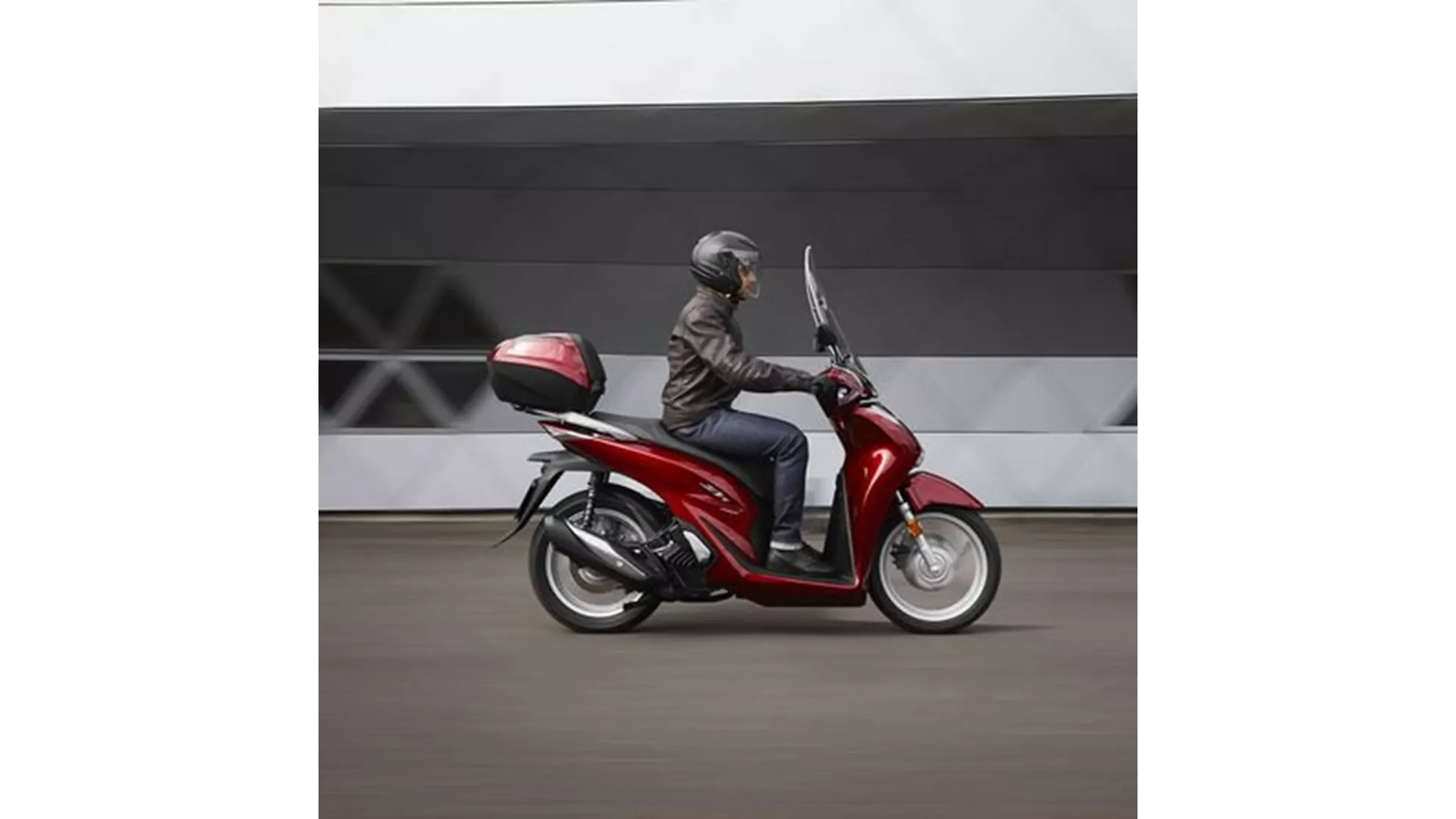Honda SH150i - Image 1 Honda SH150i - Image 1