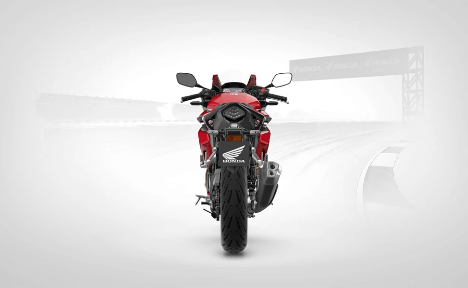 Honda CBR500R Bild 5: Honda CBR500R