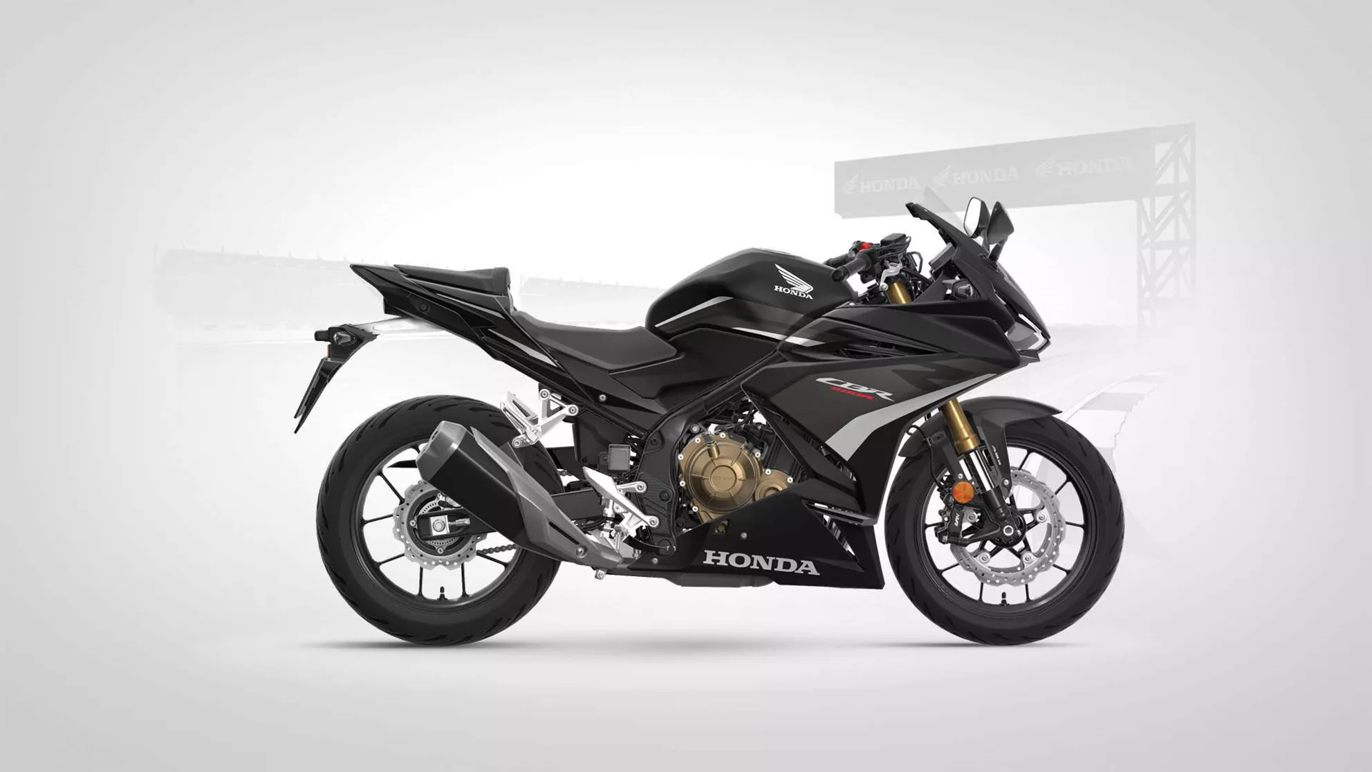 Honda CBR500R - Image 9 Honda CBR500R - Image 9