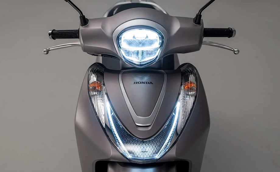 Honda SH Mode 125 Bild 2: Honda SH Mode 125