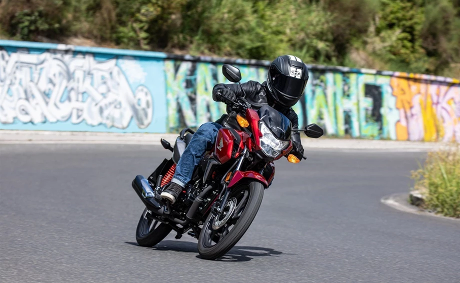 Honda CB125F Bild 3: Honda CB125F