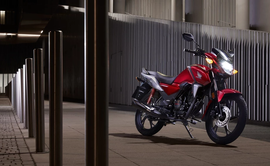 Honda CB125F Bild 5: Honda CB125F