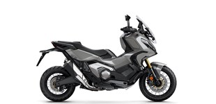 Honda X-ADV 2023 vs Yamaha XMAX 300 Tech MAX 2023
