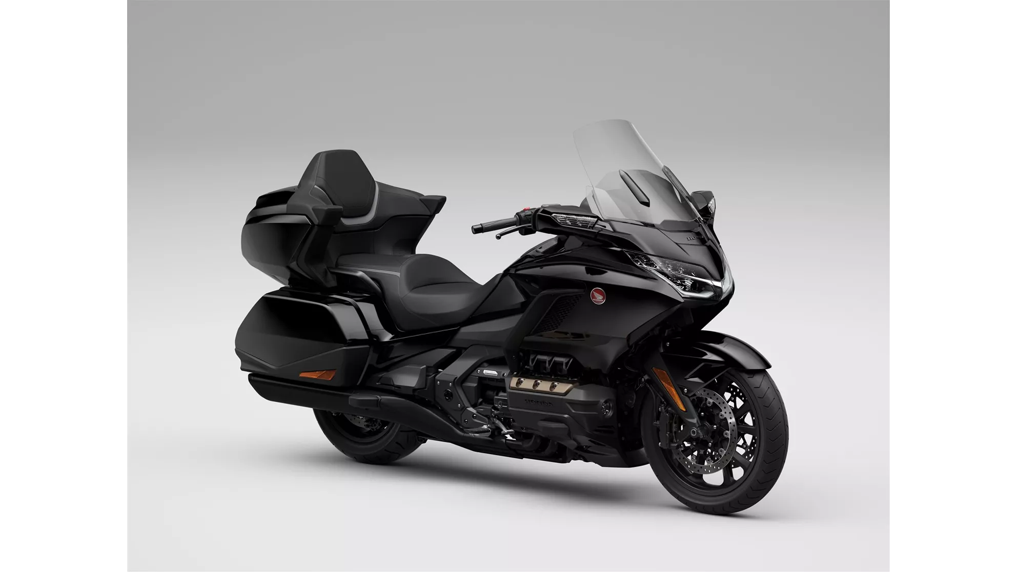 Honda GL 1800 Goldwing Tour DCT - Image 20 Honda GL 1800 Goldwing Tour DCT - Image 20