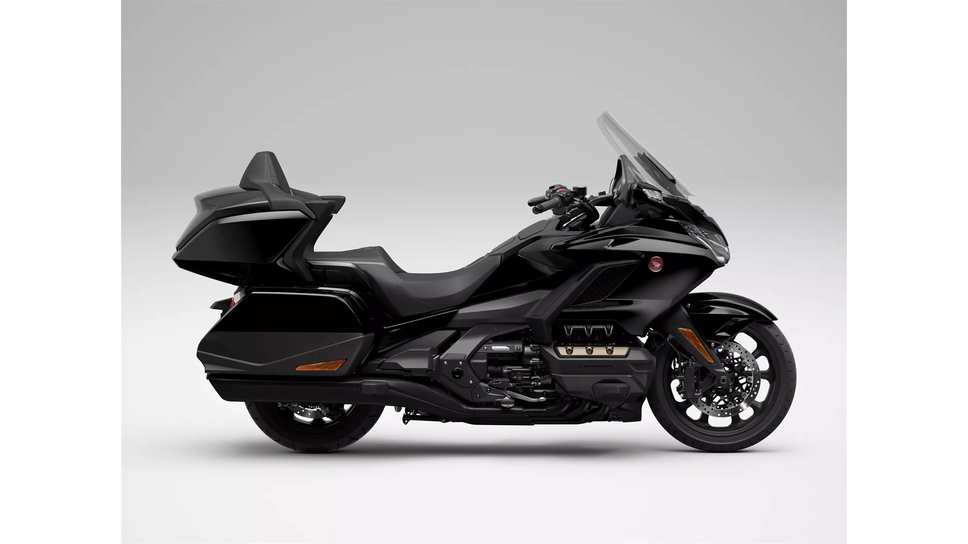 Honda GL 1800 Goldwing Tour DCT - Image 21 Honda GL 1800 Goldwing Tour DCT - Image 21
