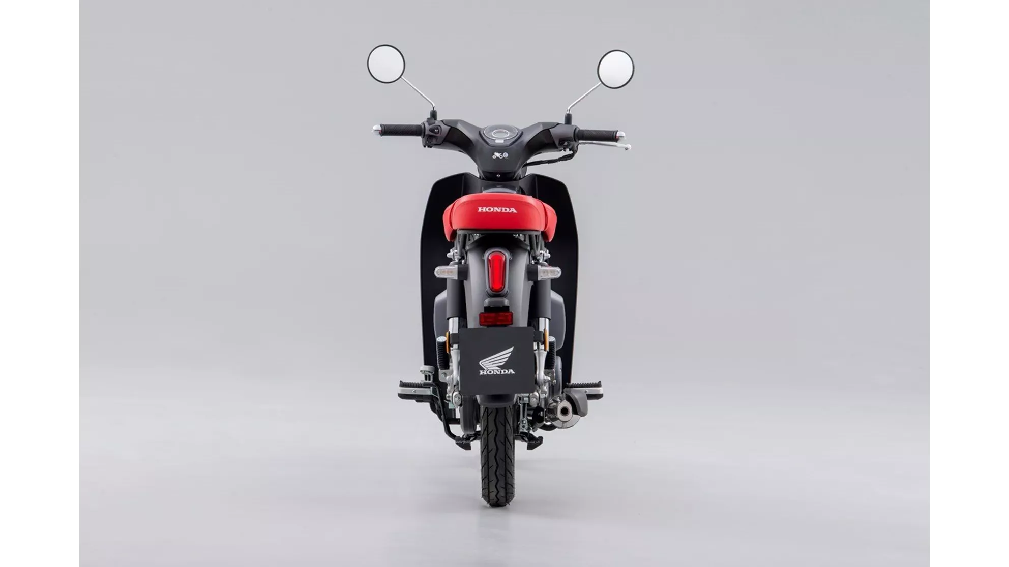 Honda Super Cub C 125 - Image 4 Honda Super Cub C 125 - Image 4