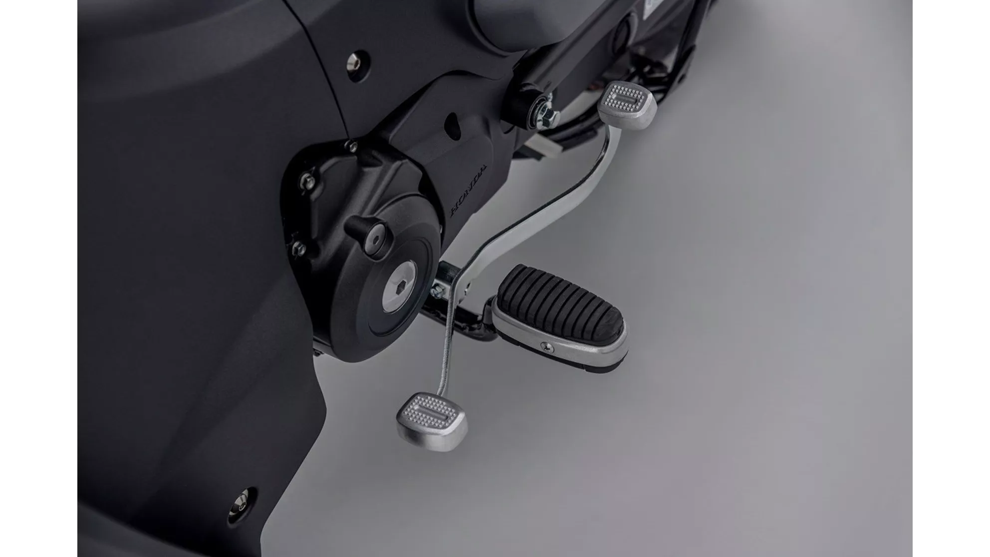 Honda Super Cub C 125 - Image 12 Honda Super Cub C 125 - Image 12