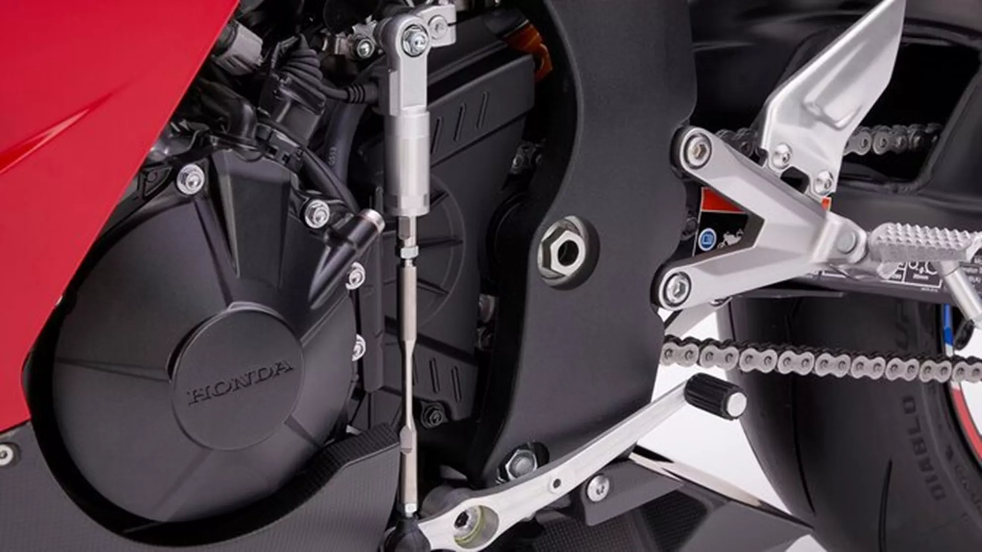 Honda CBR1000RR-R Fireblade - Image 6 Honda CBR1000RR-R Fireblade - Image 6