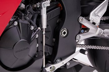 Honda CBR1000RR-R Fireblade 2023 - Bild 8 Honda CBR1000RR-R Fireblade 2023 - Bild 8