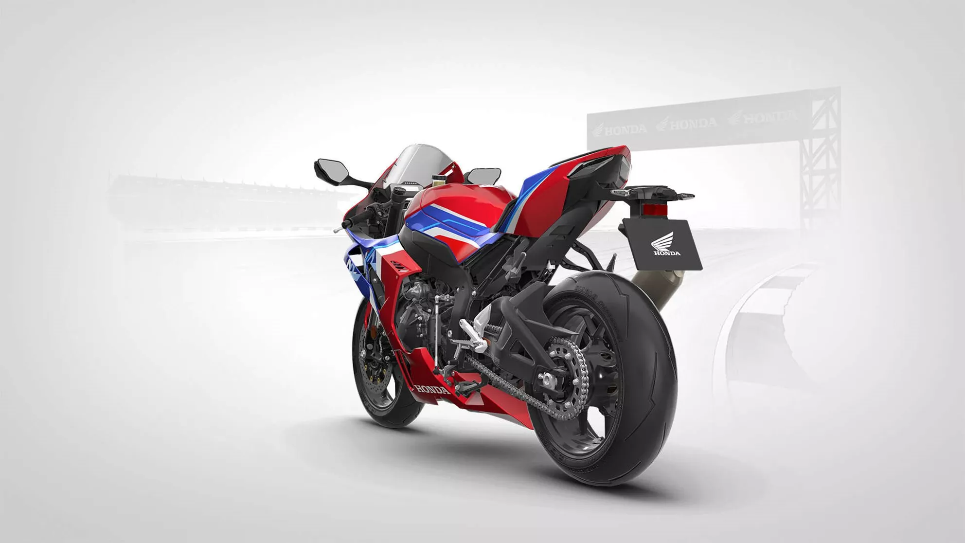 Honda CBR1000RR-R Fireblade - Image 9 Honda CBR1000RR-R Fireblade - Image 9