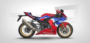 Honda CBR1000RR-R Fireblade SP 2023 vs KTM 690 Duke R 2017