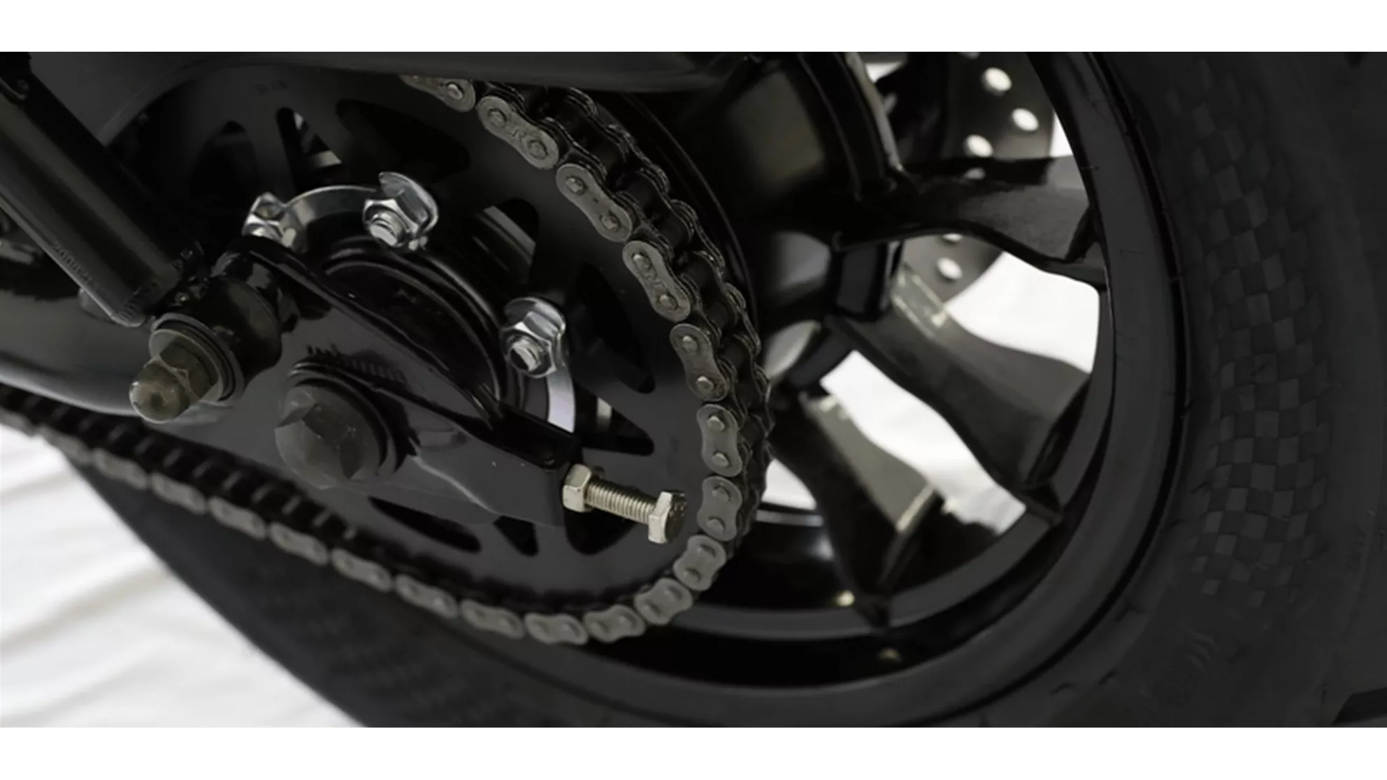 Hyosung GV 125 S Aquila - Image 5 Hyosung GV 125 S Aquila - Image 5